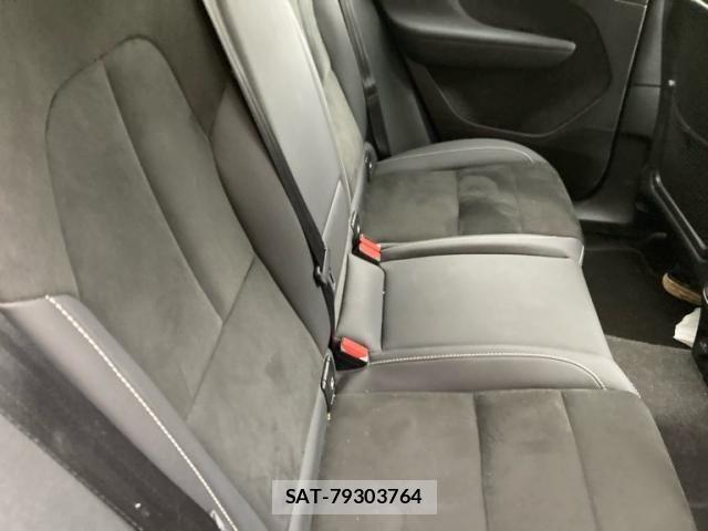 Volvo C40 2022-04 8882835-9