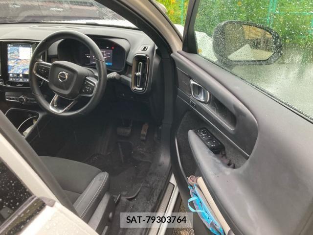 Volvo C40 2022-04 8882835-13