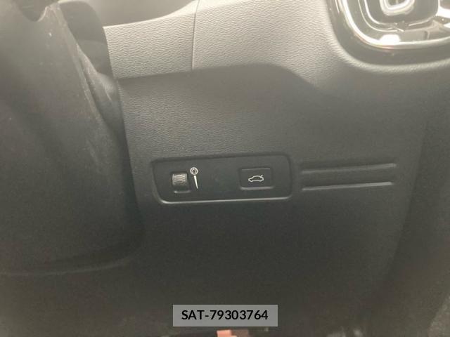 Volvo C40 2022-04 8882835-18