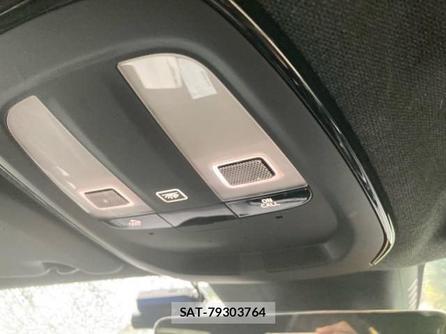 Volvo C40 2022-04 8882835-22