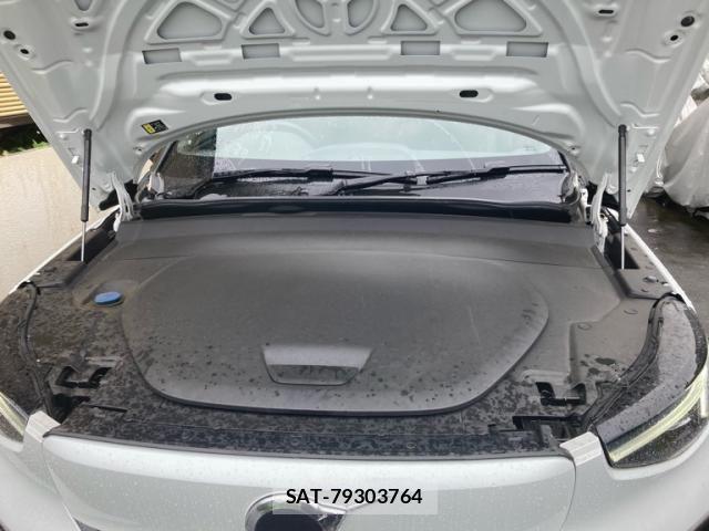 Volvo C40 2022-04 8882835-26