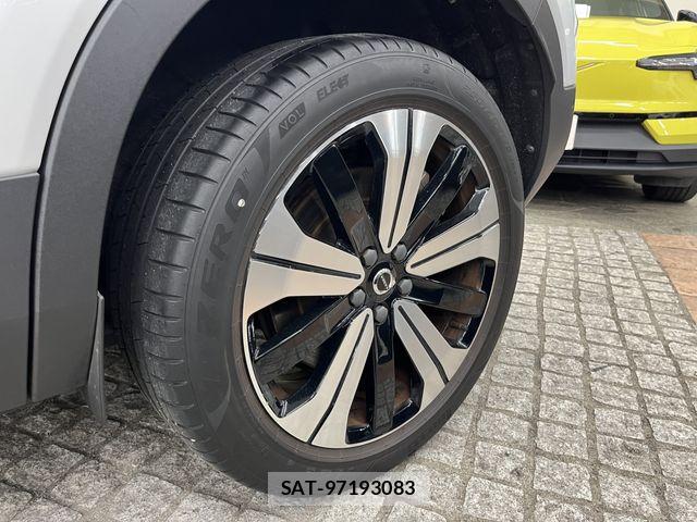 Volvo C40 2023-06 8882834-11