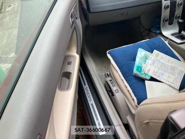 Volvo C70 2010-08 7273222-11