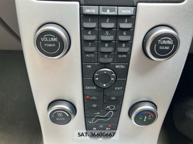 Volvo C70 2010-08 7273222-21
