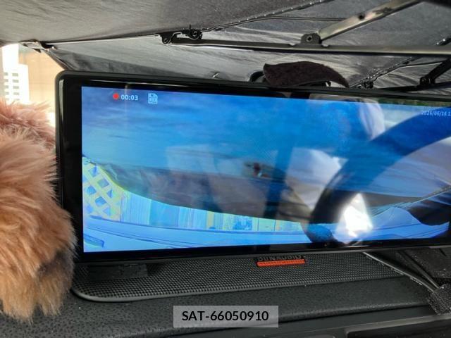Volvo C70 2009-04 7503514-18