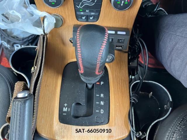 Volvo C70 2009-04 7503514-19