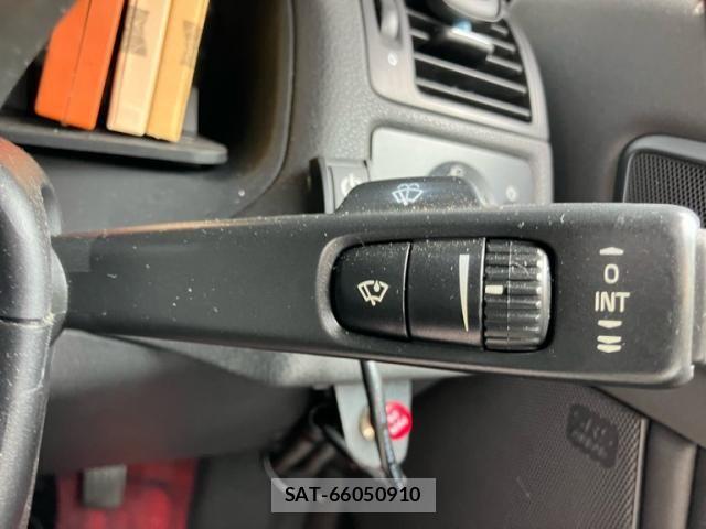 Volvo C70 2009-04 7503514-23