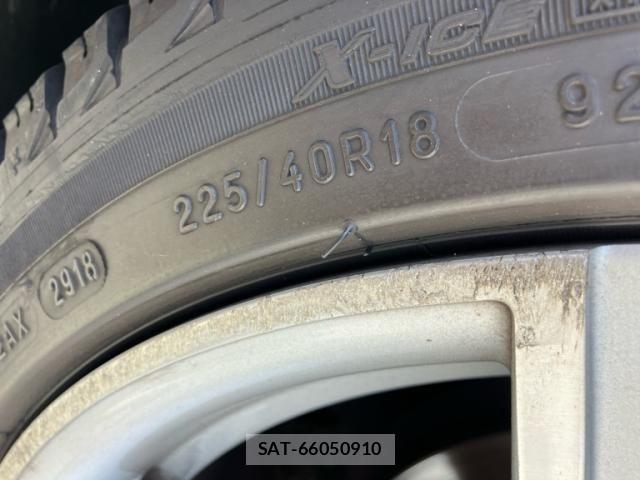 Volvo C70 2009-04 7503514-7