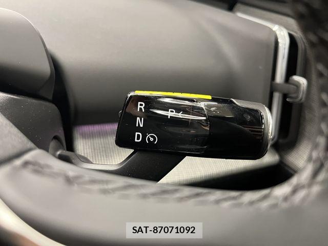 Volvo CROSS COUNTRY 2025-08 8132869-7