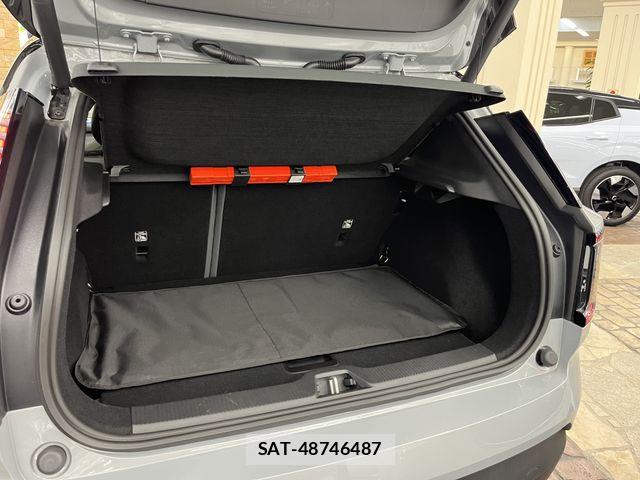 Volvo CROSS COUNTRY 2025-08 8338390-5