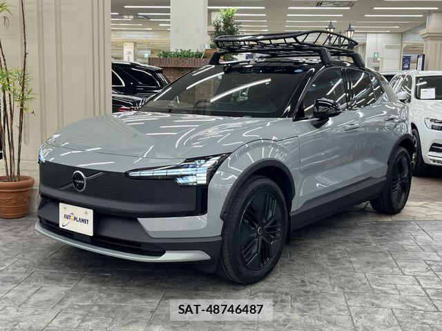 Volvo CROSS COUNTRY 2025-08 8338390-8