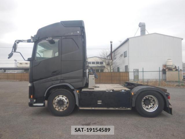 Volvo FH 2015-05 4051218-2