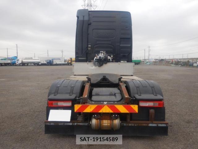 Volvo FH 2015-05 4051218-4