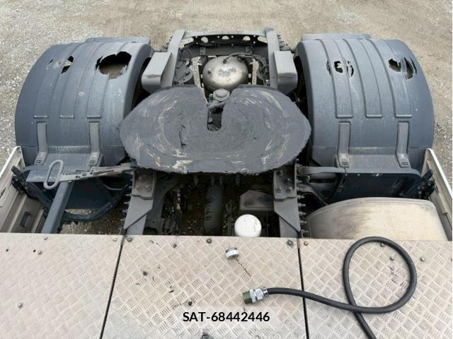 Volvo FH 2022-12 7981466-9