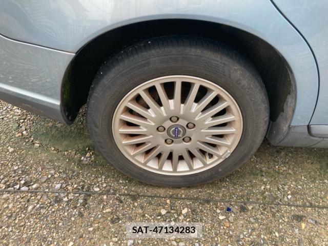 Volvo S40 2008-03 8797866-7