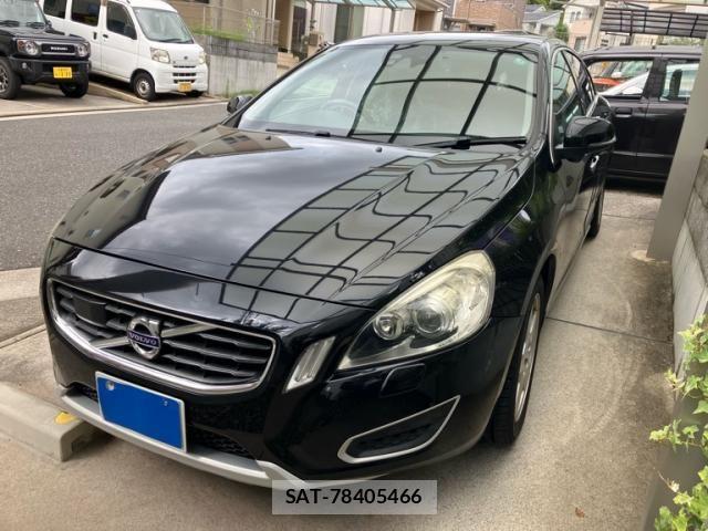 Volvo S60 2012-11 1315841-0