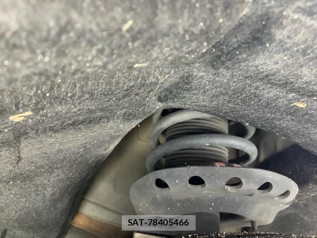 Volvo S60 2012-11 1315841-9