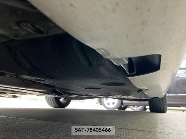 Volvo S60 2012-11 1315841-11