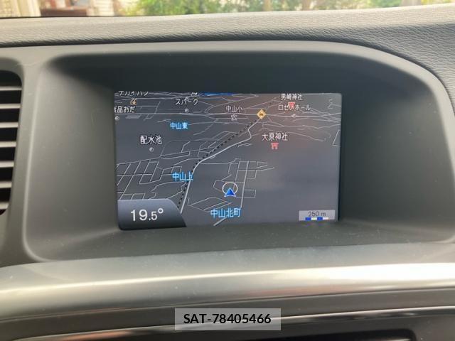Volvo S60 2012-11 1315841-24