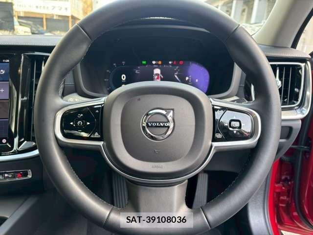 Volvo S60 2023-04 1829978-12