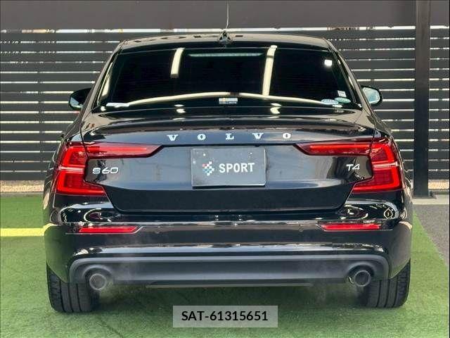 Volvo S60 2019-11 3911019-13