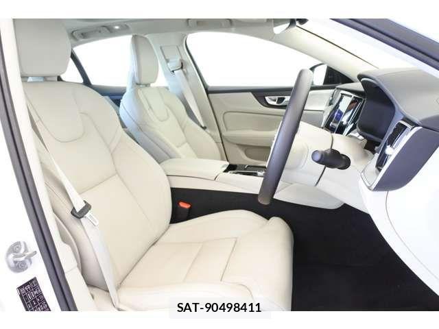 Volvo S60 2024-03 3936186-17