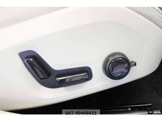 Volvo S60 2024-03 3936186-18