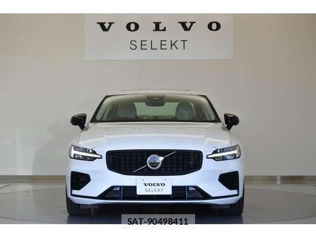 Volvo S60 2024-03 3936186-4
