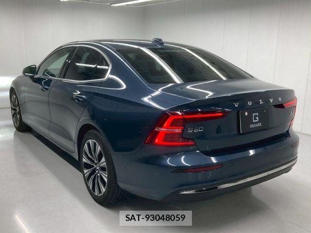 Volvo S60 2024-03 6615504-13