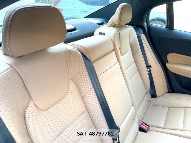 Volvo S60 2021-04 7061254-11