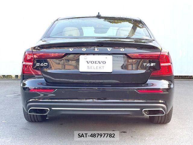 Volvo S60 2021-04 7061254-17
