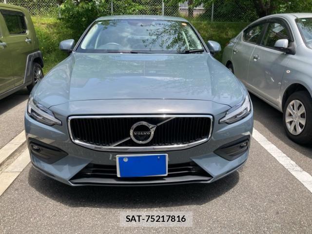 Volvo S60 2022-10 7226745-1