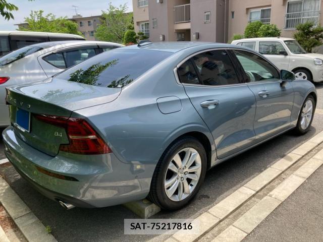 Volvo S60 2022-10 7226745-4