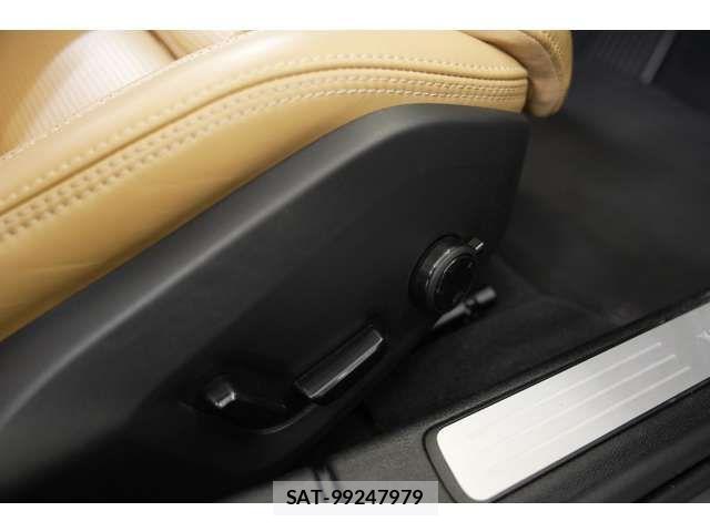 Volvo S60 2019-10 7226741-12