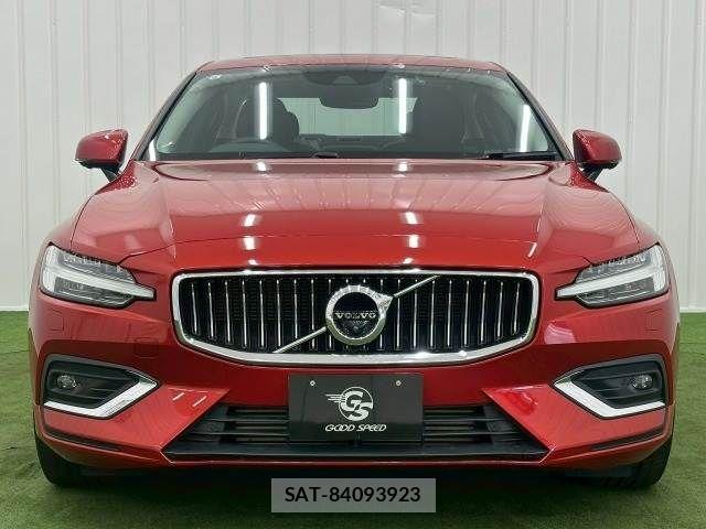 Volvo S60 2019-11 7360354-11