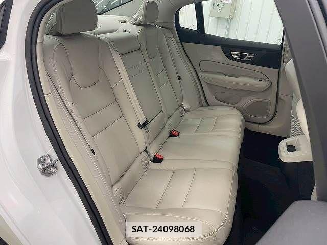Volvo S60 2019-12 7503515-9
