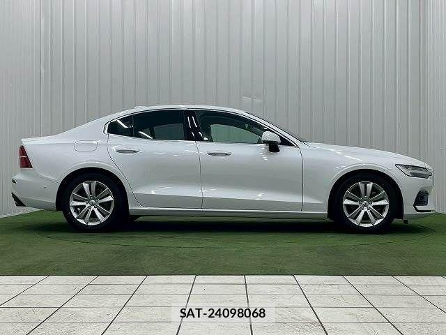 Volvo S60 2019-12 7503515-14