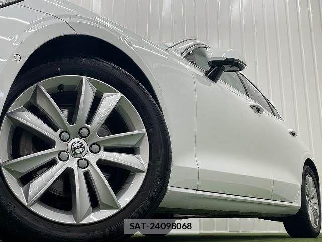 Volvo S60 2019-12 7503515-18