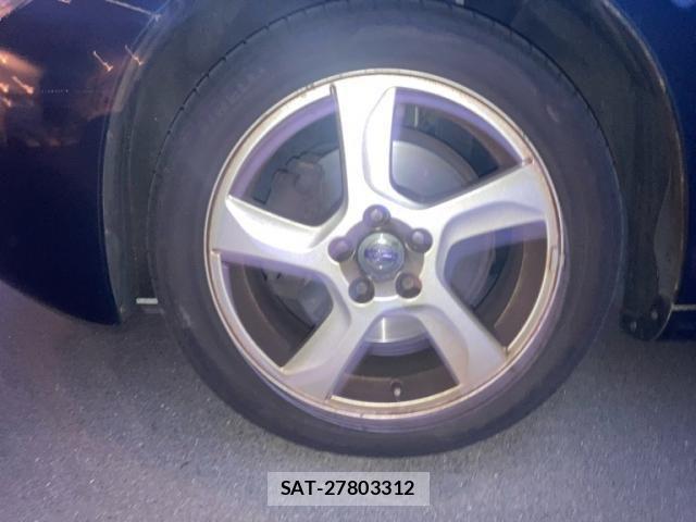 Volvo S60 2011-06 7503522-10
