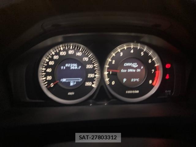 Volvo S60 2011-06 7503522-17