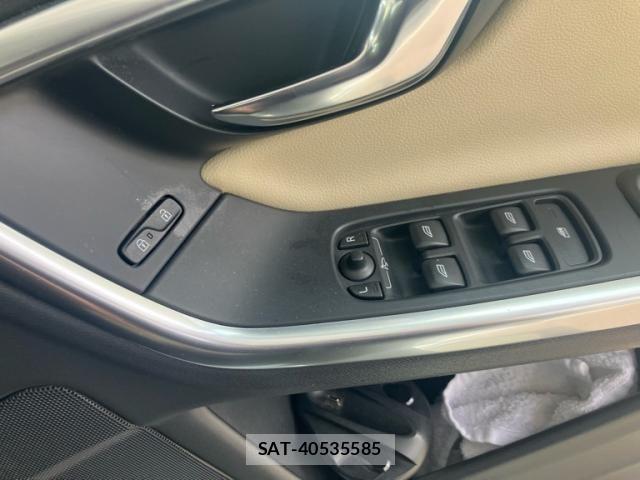 Volvo S60 2014-08 7563042-11