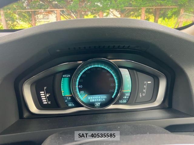 Volvo S60 2014-08 7563042-13