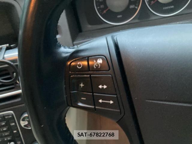 Volvo S60 2011-10 7621129-8