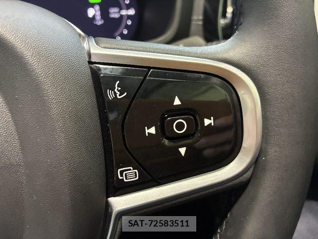 Volvo S60 2023-08 7730412-16