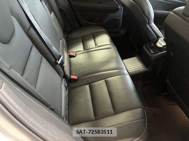 Volvo S60 2023-08 7730412-4