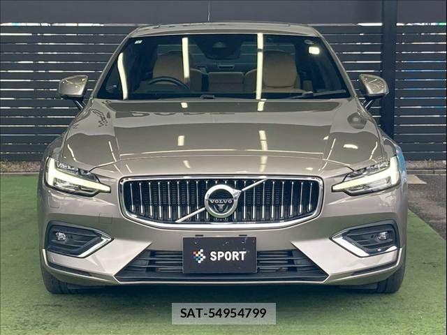 Volvo S60 2021-03 7730413-12