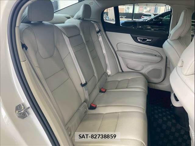 Volvo S60 2020-02 7730414-7
