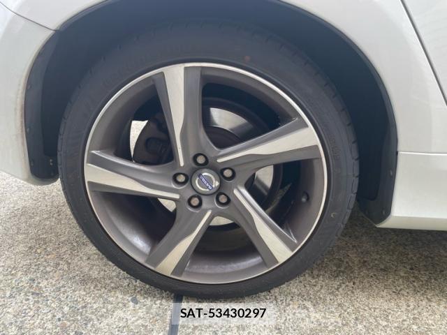 Volvo S60 2012-04 7880316-5