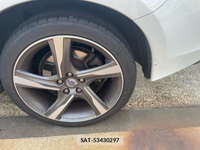 Volvo S60 2012-04 7880316-6
