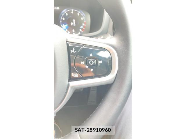 Volvo S60 2022-09 8039033-17